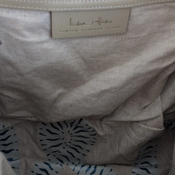 INDIA HICKS Retired "Fortune" Canvas Tote in Sleeping Leopard - Picture 7 of 11